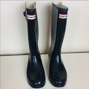 Hunter boots/ back gloss/ size 6m/7f